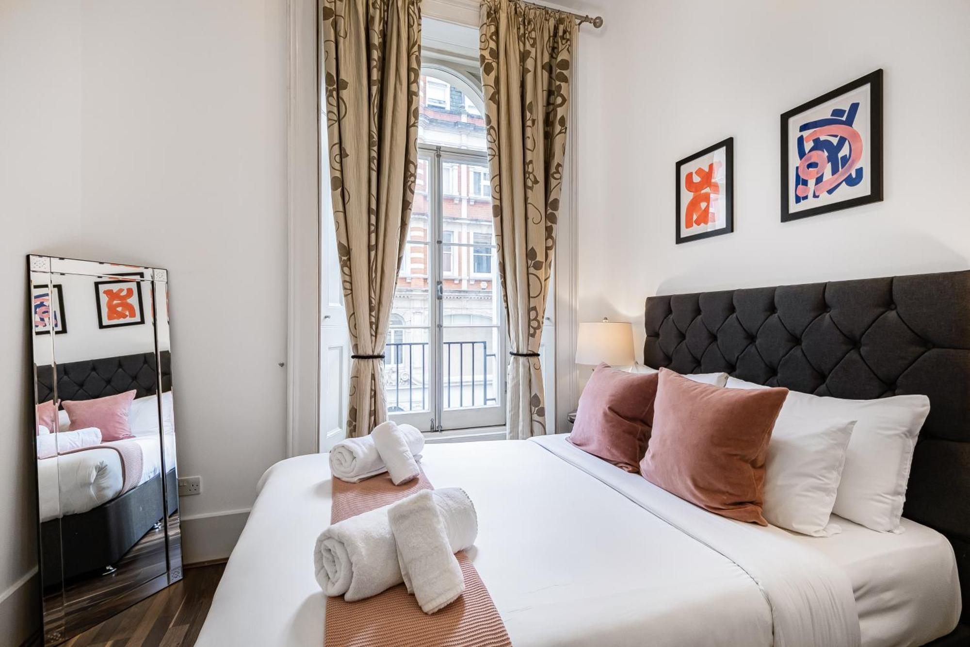 Welcome London Mayfair Exterior photo